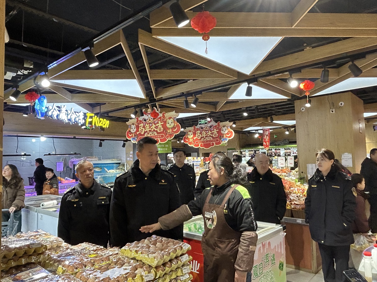 <b>铜川市印台区：强监管、稳供应、严质量 守护群众“舌尖上的安全”</b>