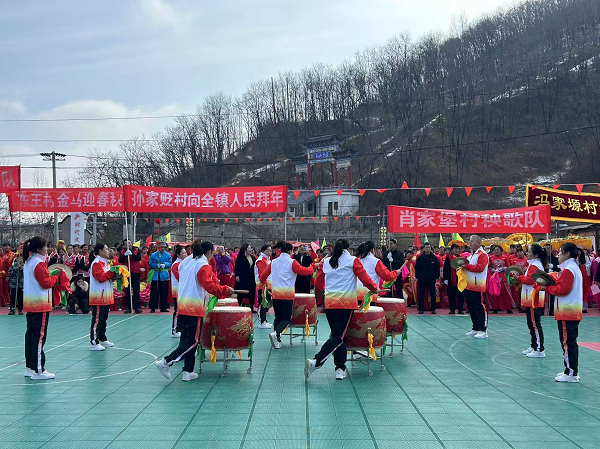 铜川市印台区红土镇2026年社火展演活动精彩上演