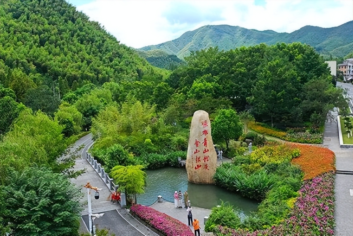 从生态环境法典草案，感悟习近平生态文明思想的人民性和实践