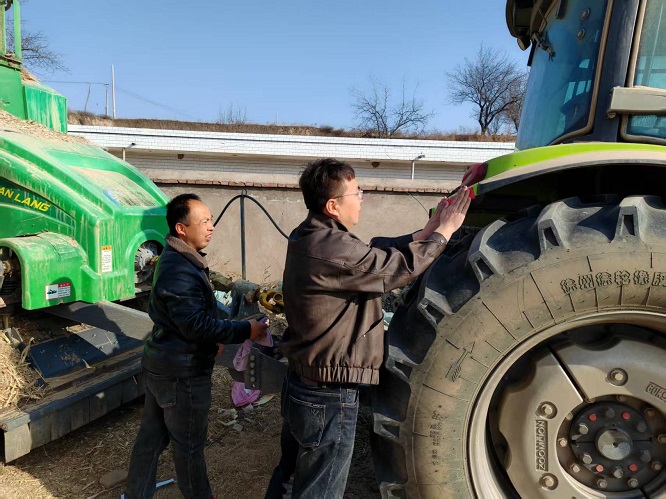 府谷县农业机械服务中心：农机“送检下乡”助力春耕安全“起