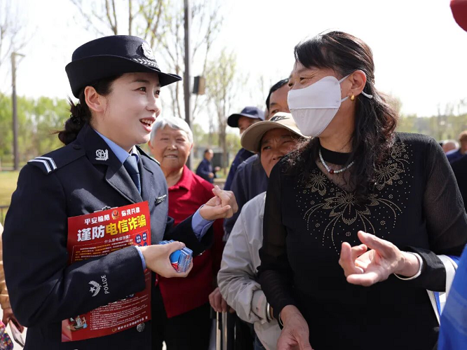 “4·15”全民国家安全教育日：装备展示、趣味游戏，市民近距