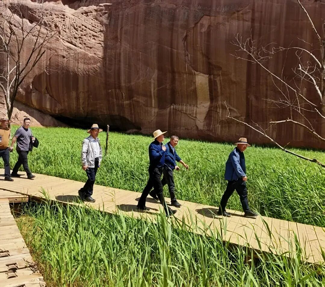 榆林市文化和旅游局在靖边县波浪谷调研国家5A级景区创建工作