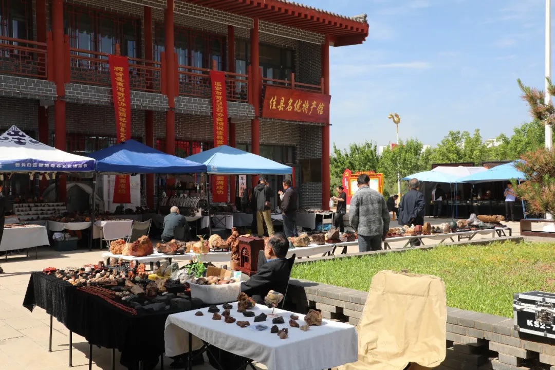 2026年榆林市佳县职工群众文化艺术展暨文化产业交流活动开幕