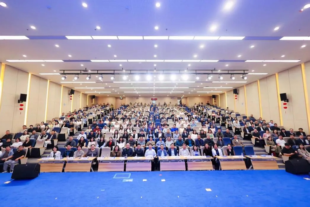 西安市第八届中小学科普教育成果展暨西安市科技教育特色学校