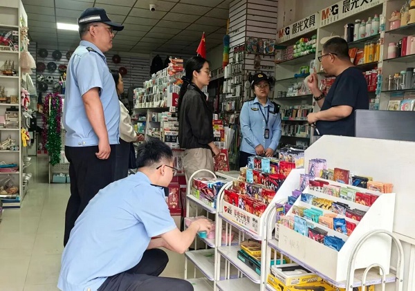 宝鸡市眉县开展“扫黄打非”联合执法检查行动