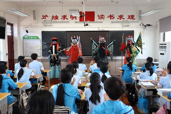 宝鸡市金台区：非遗进校园 少年当“主角”
