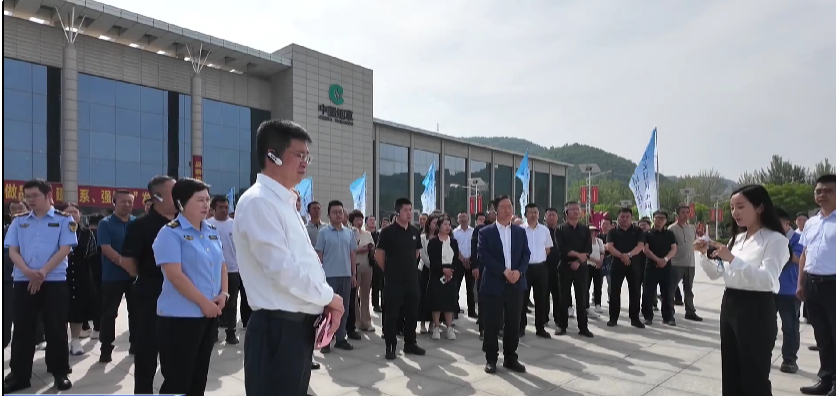 延安市宝塔区举行纪念“六五”环境日暨生态环境法典宣传活动