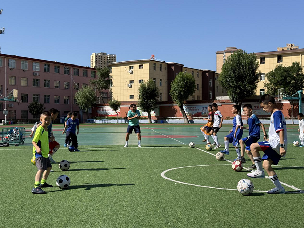 铜川市印台区：免费兴趣课堂上线 充实少年缤纷夏日