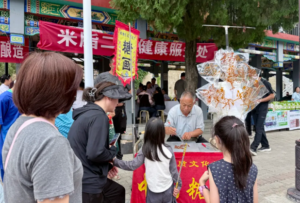 榆林市榆阳区镇川镇黑龙潭景区系列文旅活动点燃夏日烟火   