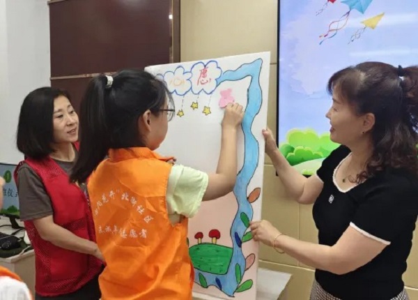 铜川市印台区：文明实践有声有色 多彩课堂点亮童年