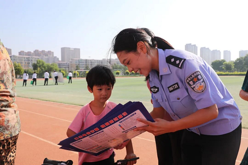 <b>榆林靖边县公安局：打出“全域反诈”组合拳 守好百姓“钱袋子”  </b>