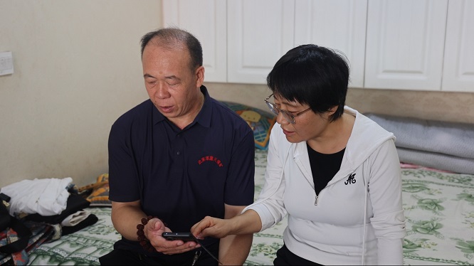 <b>榆林市府谷县：网格员王海文说社区“网”事</b>