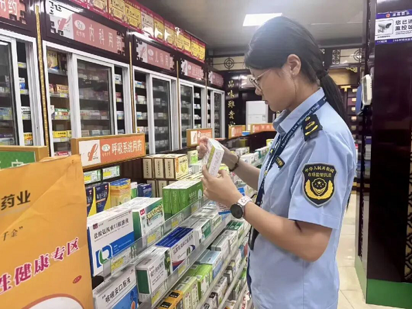 商洛市山阳县漫川关镇：节前守护不缺位  温情监管暖民心