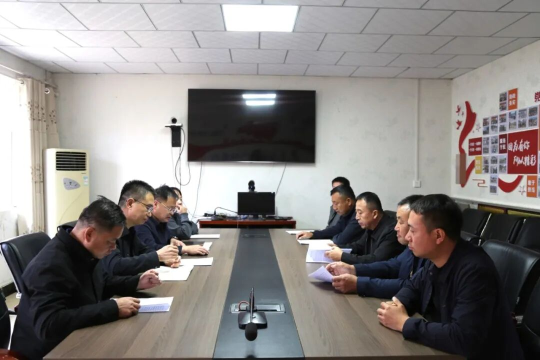靖边县人民法院党组书记、代院长李海军调研指导工作并走访慰