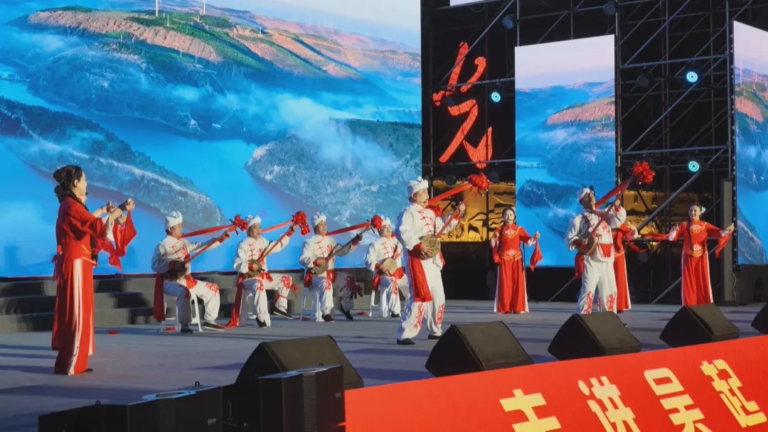 “长征二万五·胜利到吴起”纪念中国工农红军长征胜利90周年文