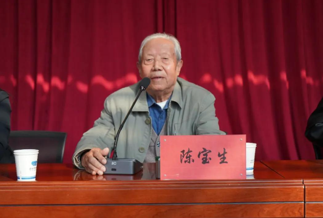 <b>榆林市府谷县图书馆举办陈宝生老师作品集捐赠仪式  </b>