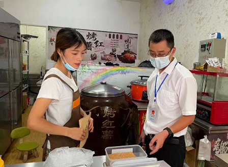 <b>安康市市场监管局加强校园及周边食品安全监管 保障师生饮食安全</b>