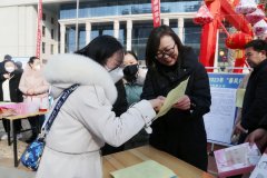 <b>横山区举办“2023年春风行动暨就业援助月”专场招聘会</b>