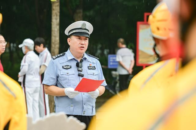 <b>最高可得近千元！美团在石家庄落地“不闯红灯”安全激励活动</b>