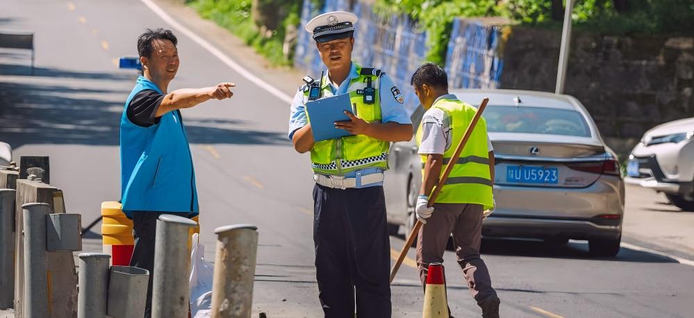 陕西西安交警建立云端响应机制 让安全伴随山区出行