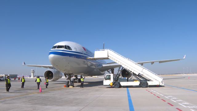 <b>呼和浩特盛乐国际机场试飞成功</b>