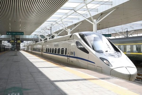 <b>包银高铁开通 内蒙古7城迈入高铁时代</b>