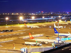 <b>内蒙古机场25年客流破2500万人次，“干支联动”织密空中网络</b>