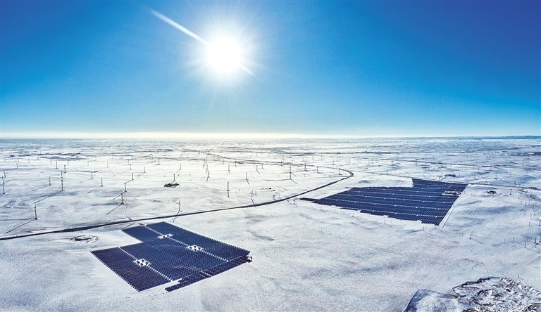 <b>内蒙古新能源装机突破1.7亿千瓦，风电装机率先全国破亿</b>